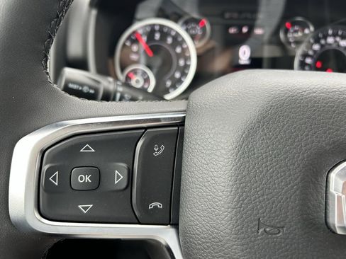 New 2026 RAM 1500 4x4 Crew Cab image 17