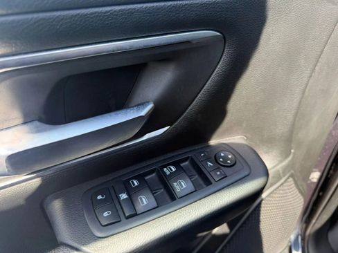 Used 2019 RAM 1500 Big Horn AWD/4WD image 12