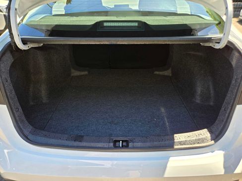 Used 2026 Toyota Corolla LE FWD image 13