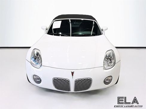 Used 2006 Pontiac Solstice Convertible w/ Premium Package image 40