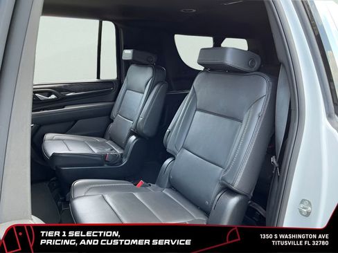 Used 2024 GMC Yukon XL Denali RWD image 18