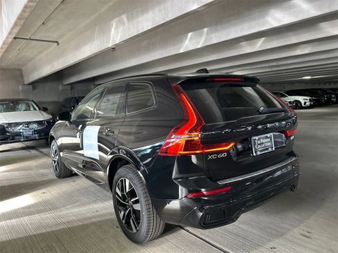 New 2026 Volvo XC60 B5 Plus w/ Protection Package Premier image 4