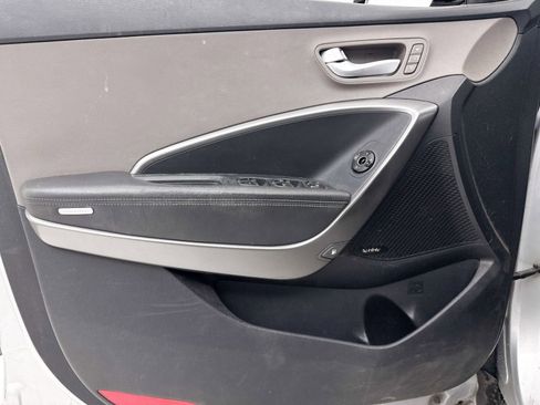 Used 2016 Hyundai Santa Fe Limited w/ Option Group 04 image 24