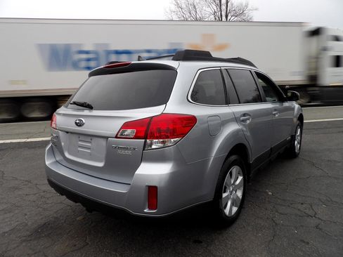 Used 2012 Subaru Outback 2.5i Limited w/ Moonroof Pkg image 6