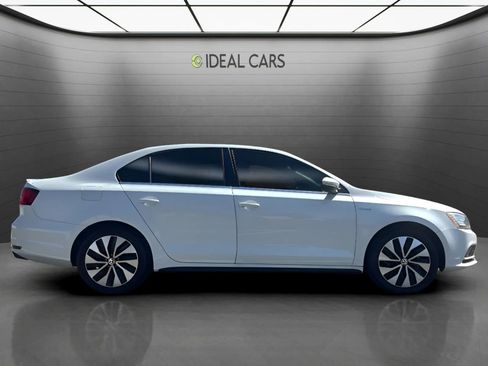 Used 2016 Volkswagen Jetta SEL Premium FWD image 4