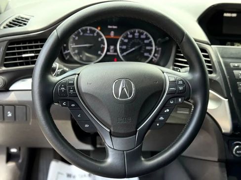 Used 2019 Acura ILX image 16