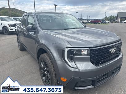 New 2025 Ford Maverick Lariat w/ Black Appearance Package