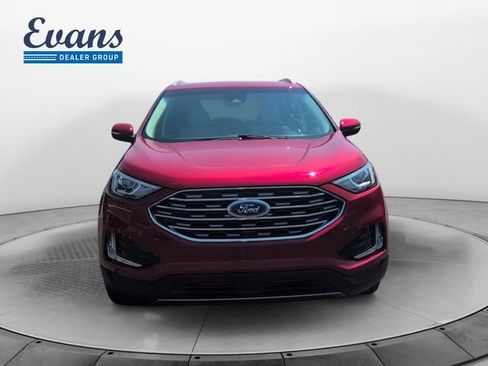 Used 2020 Ford Edge Titanium w/ Class II Trailer Tow Package AWD/4WD image 11