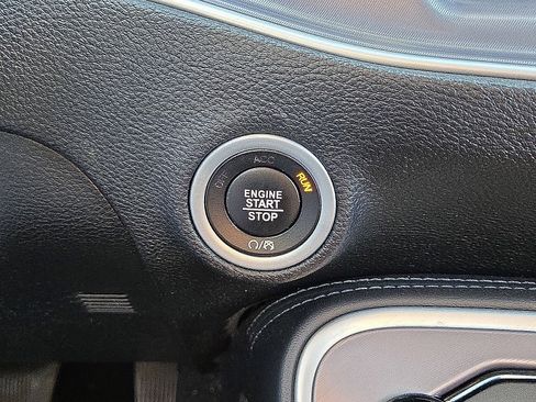 Used 2022 Dodge Challenger GT AWD/4WD image 32