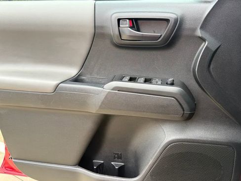 Used 2023 Toyota Tacoma SR AWD/4WD image 19