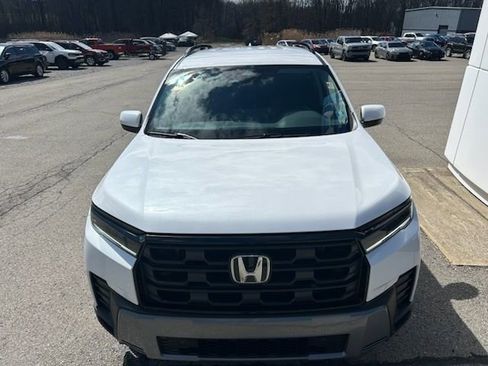 Used 2026 Honda Pilot EX-L image 3