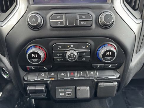 Used 2021 Chevrolet Silverado 1500 LT w/ All Star Edition Plus image 10