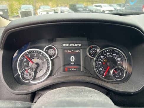 Used 2019 RAM 1500 Big Horn AWD/4WD image 19
