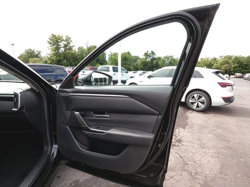 Used 2026 MAZDA CX-50 AWD 2.5 S w/ Preferred Pkg image 13