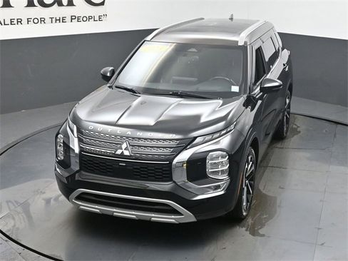 Used 2023 Mitsubishi Outlander SEL 40th Anniversary image 47