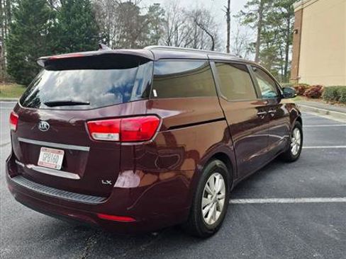 Used 2015 Kia Sedona LX w/ LX Convenience Package image 5