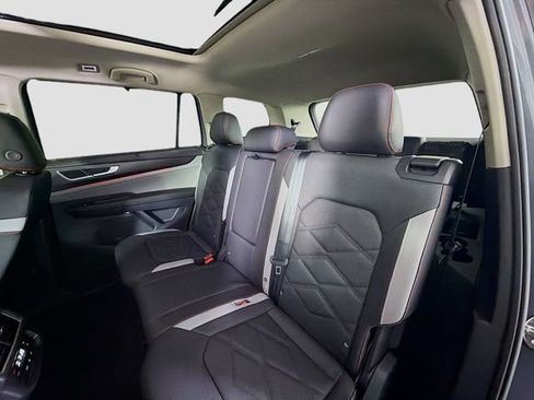 New 2026 Volkswagen Atlas Peak Edition AWD/4WD image 22