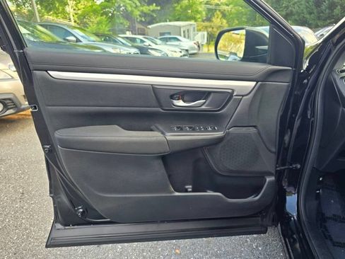 Used 2017 Honda CR-V LX image 16