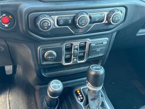 Used 2020 Jeep Wrangler Unlimited Sport S AWD/4WD image 21