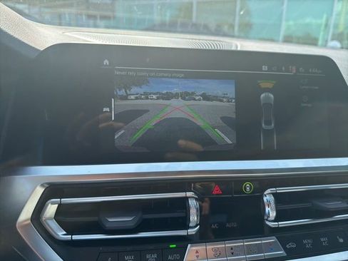 Used 2022 BMW M4 Competition w/ Executive Package RWD image 9