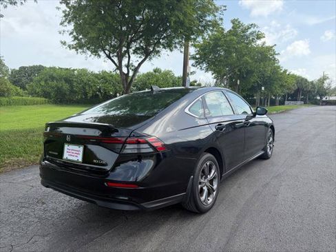 Used 2023 Honda Accord EX image 5