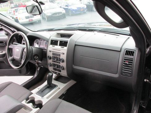 Used 2012 Ford Escape XLT FWD image 15