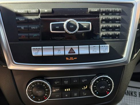 Used 2014 Mercedes-Benz GL 450 4MATIC image 33