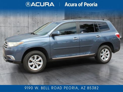 Used 2011 Toyota Highlander 2WD w/ Tech Pkg image 1