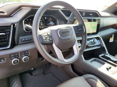 New 2025 GMC Sierra 2500 Denali w/ Denali Reserve Package image 26