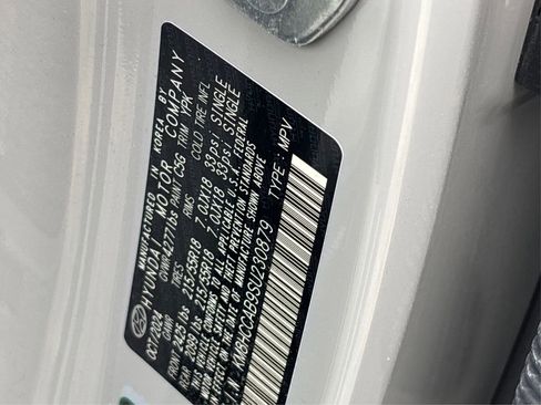 Certified 2025 Hyundai Kona SEL AWD/4WD image 12