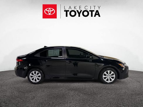 Used 2023 Toyota Corolla LE image 9