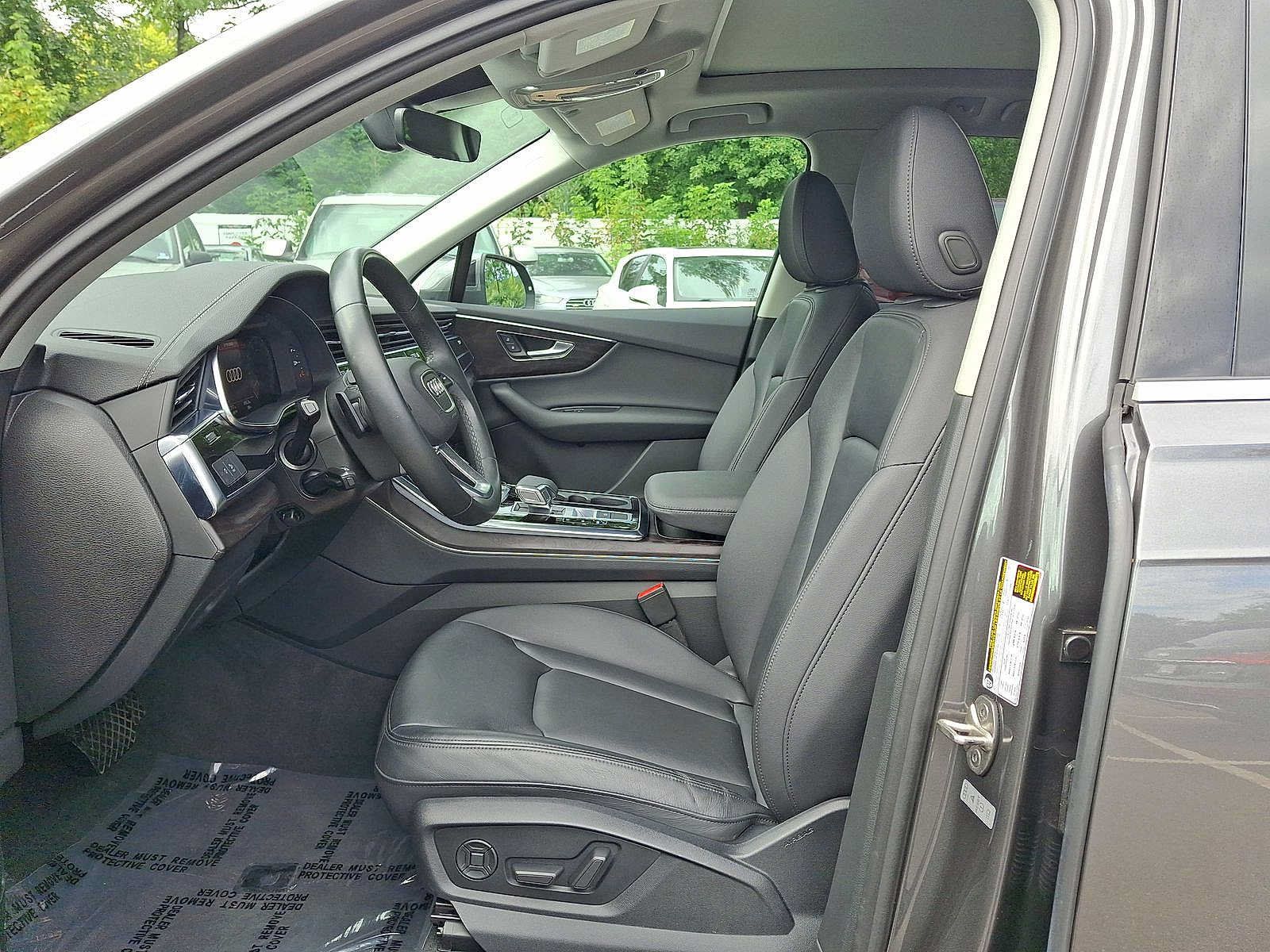 Used 2023 Audi Q7 3.0T Premium AWD/4WD image 17