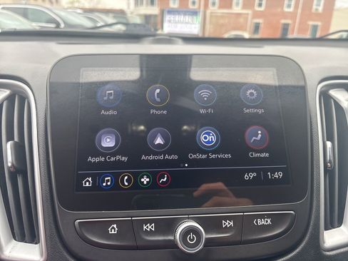 Used 2022 Chevrolet Malibu LT FWD image 22