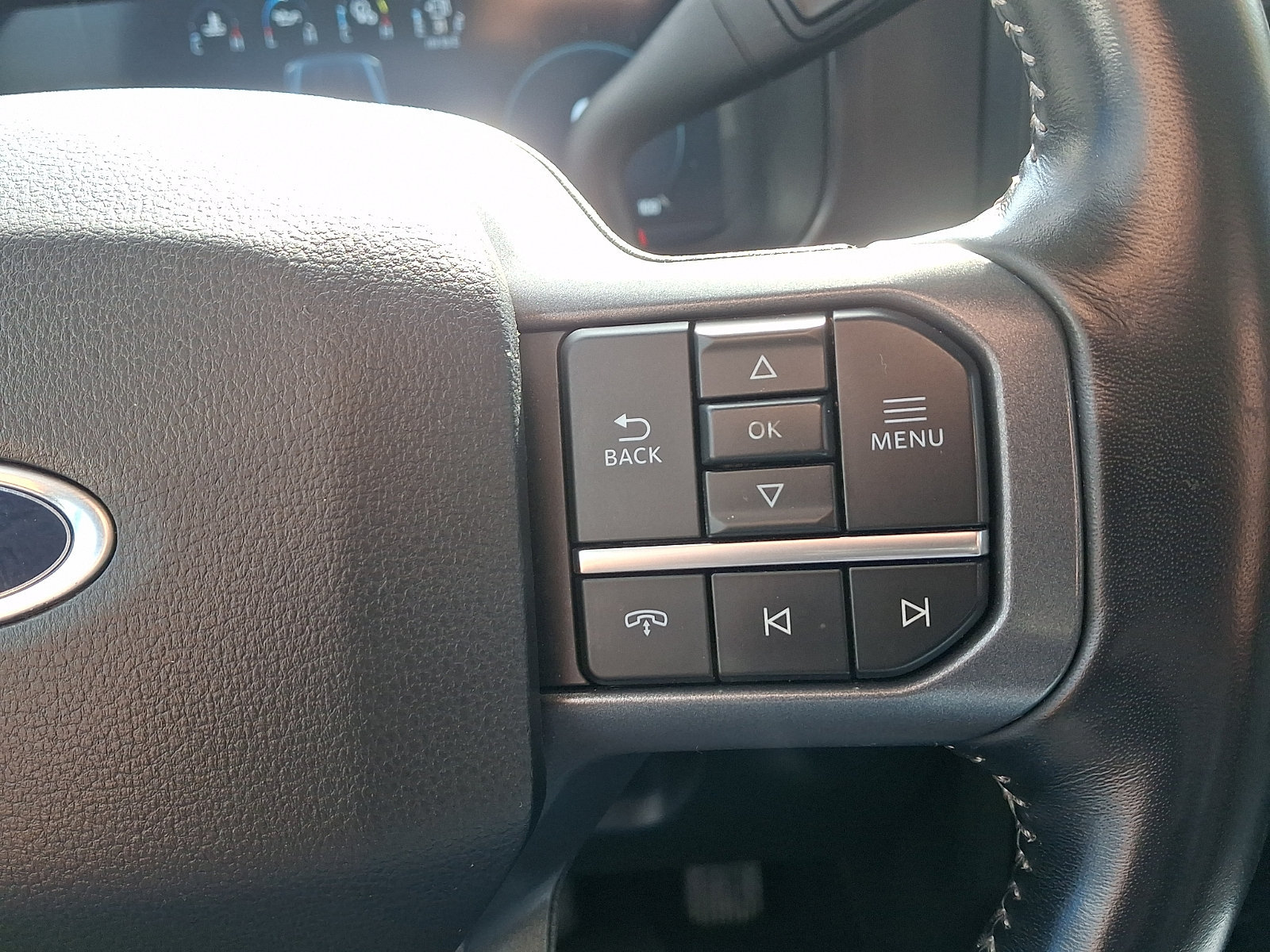 Used 2024 Ford F450 Lariat w/ Snow Plow/Camper Package AWD/4WD image 23