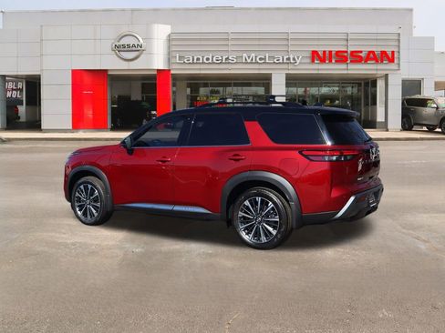 New 2026 Nissan Pathfinder Platinum image 6