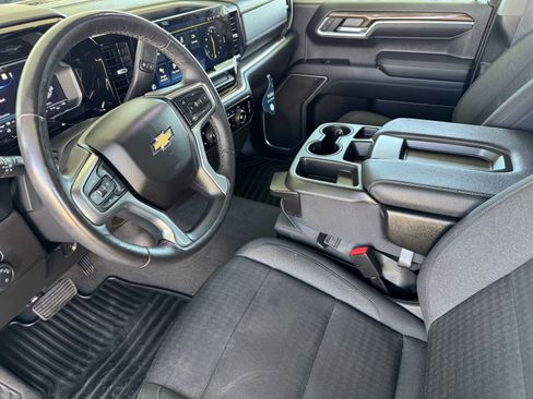 Certified 2022 Chevrolet Silverado 1500 LT image 8