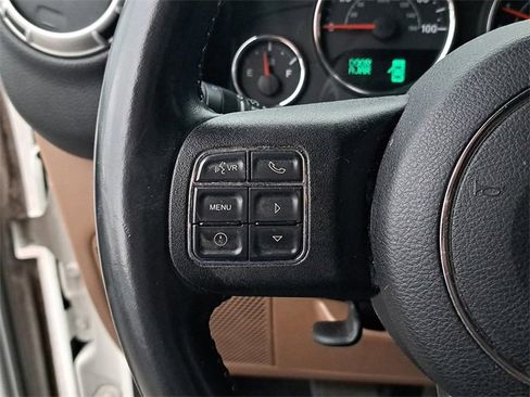 Used 2015 Jeep Wrangler Unlimited Sahara w/ Connectivity Group image 22