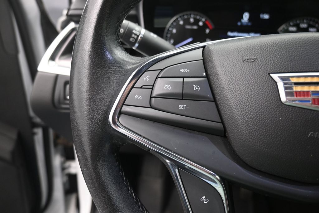 Used 2021 Cadillac XT5 Luxury FWD image 28
