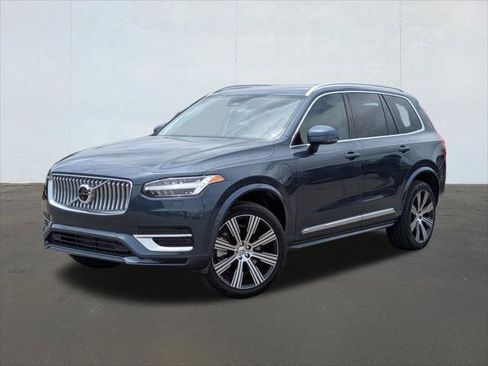 Used 2024 Volvo XC90 T8 Plus w/ Protection Package Premier AWD/4WD image 1