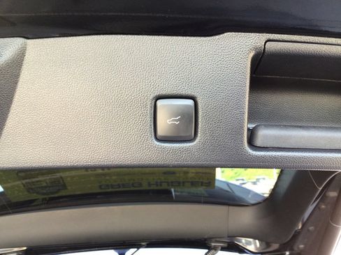 Used 2021 Ford Escape Titanium w/ Titanium Elite Package AWD/4WD image 43