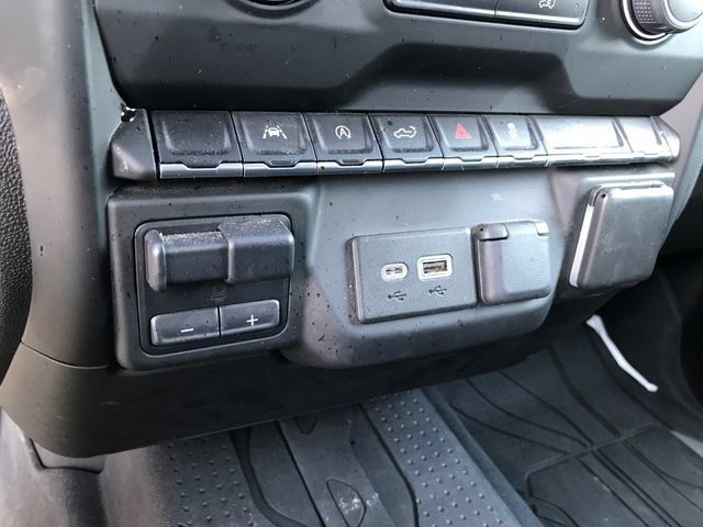 Certified 2023 Chevrolet Silverado 1500 Custom Trail Boss w/ LPO, Dark Essentials Package AWD/4WD image 32