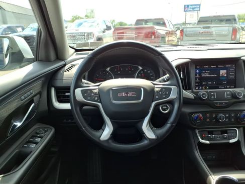 Certified 2022 GMC Terrain SLT w/ Infotainment Package II AWD/4WD image 15