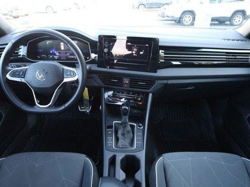 Used 2025 Volkswagen Jetta Sport FWD image 21