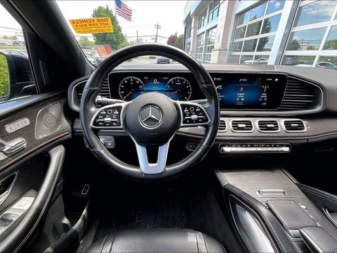 Certified 2022 Mercedes-Benz GLE 350 4MATIC w/ AMG Line Exterior image 5