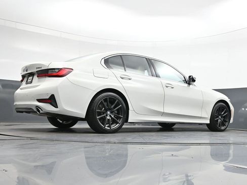 Used 2019 BMW 330i xDrive Sedan w/ Convenience Package AWD/4WD image 30