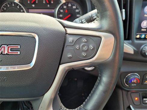 Used 2019 GMC Terrain Denali w/ Advanced Safety Package image 32