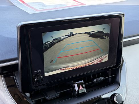 Certified 2025 Toyota Corolla LE FWD image 23