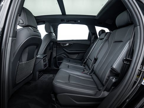 Certified 2025 Audi Q7 3.0T Premium Plus w/ Premium Plus Package image 14