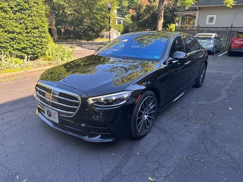 Used 2022 Mercedes-Benz S 500 4MATIC image 3