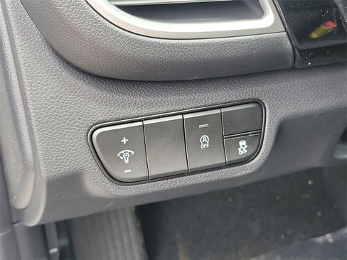 New 2025 Kia Seltos S image 7